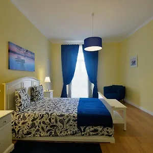 feels-like-home-bairro-alto-chiado-spacious-flat.hotels-lisbon-portugal.com/